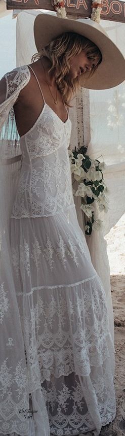 Boho 70's feminine white lace maxi dress