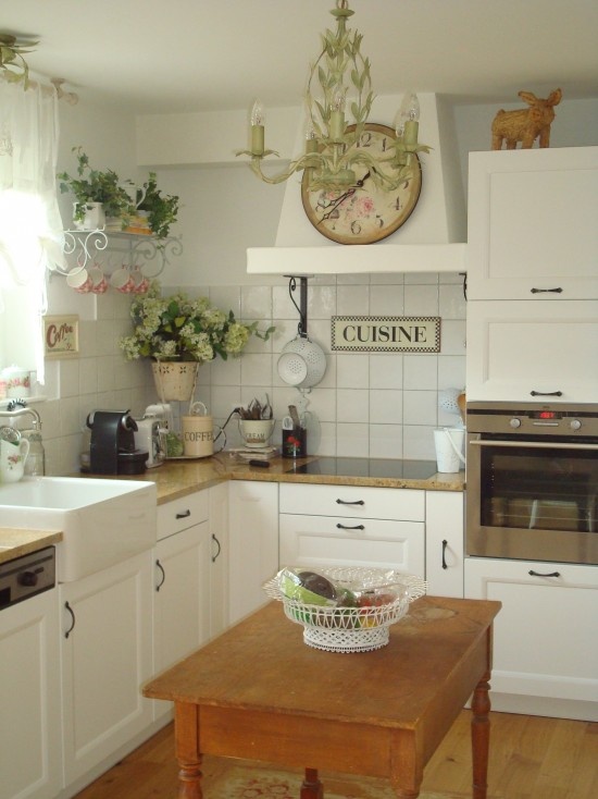 English Country Kitchen Design