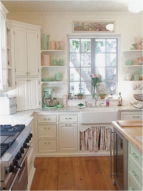 English cottage kitchen