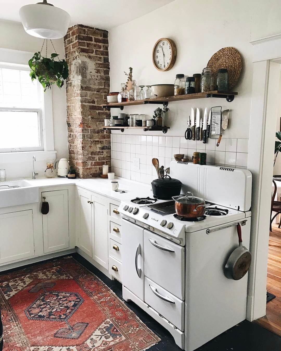 Fantastic Eclectic Cottage Kitchen Design