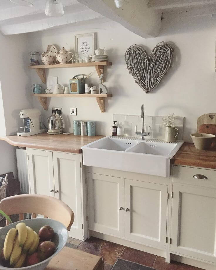 Heart Cottage Kitchen Decor