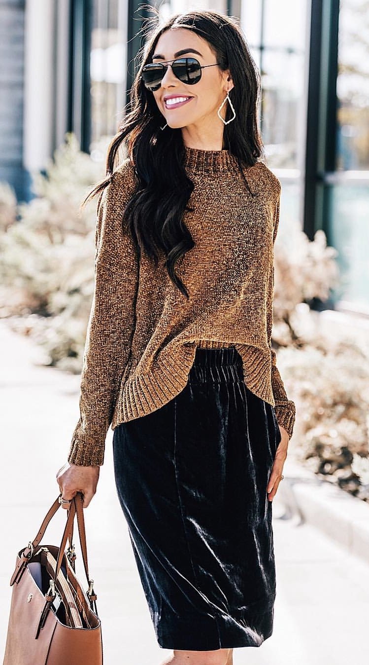 women's brown sweater