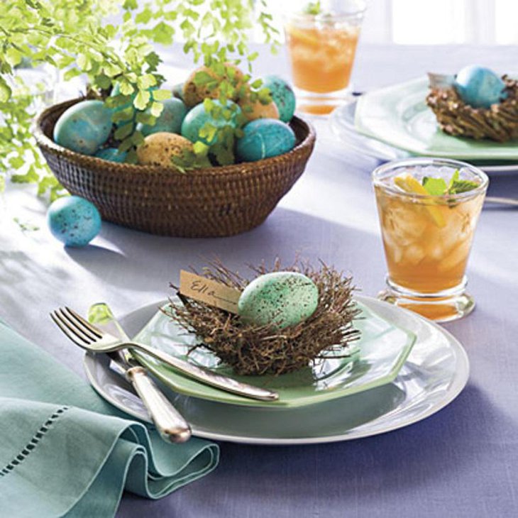 Fast and Easy DIY Easter Table Settings