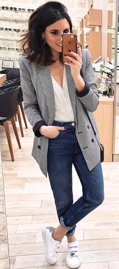 Gray gimgham blazer + Button up white shirt + Ankle length blue jeans + White Sneakers. Pic originally posted by aboutmissjo