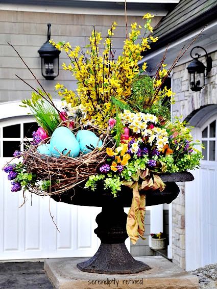 Outdoor Easter Decorations