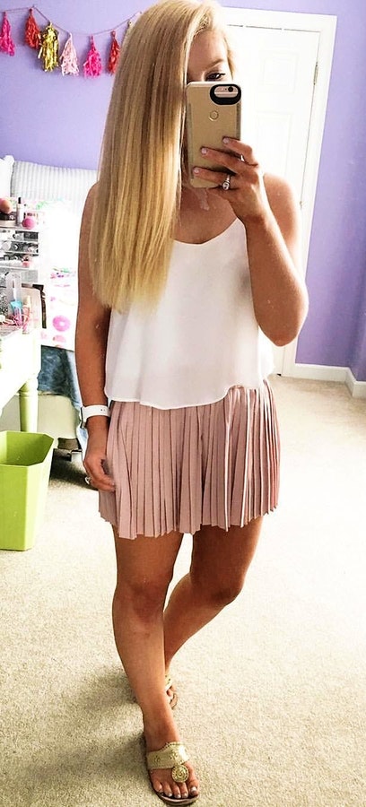 Pink Pleats Skirt with White Top and Sandales