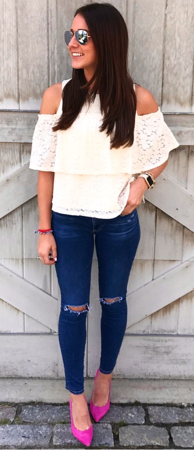 White Lace Cold Shoulder Top & Navy Ripped Skinny Jeans & Pink Pumps