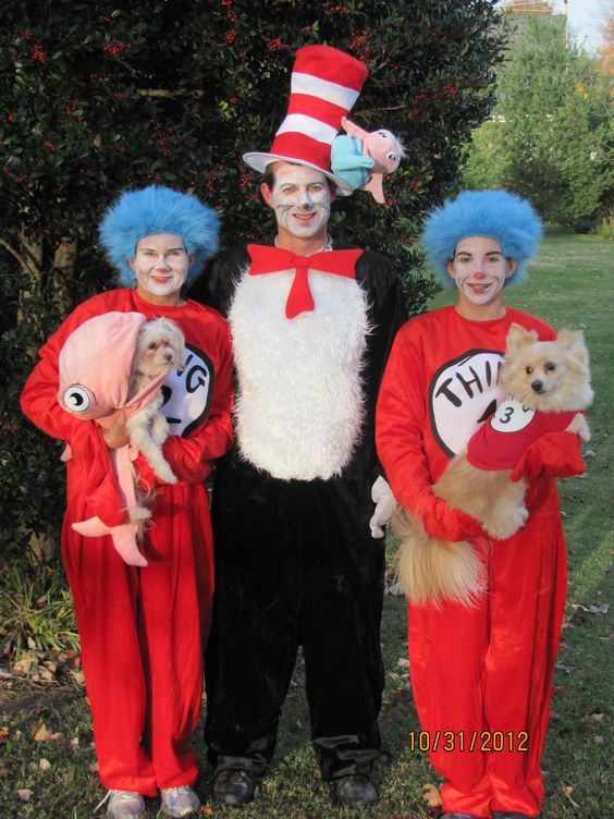 Family Halloween Costumes Cat in the Hat.