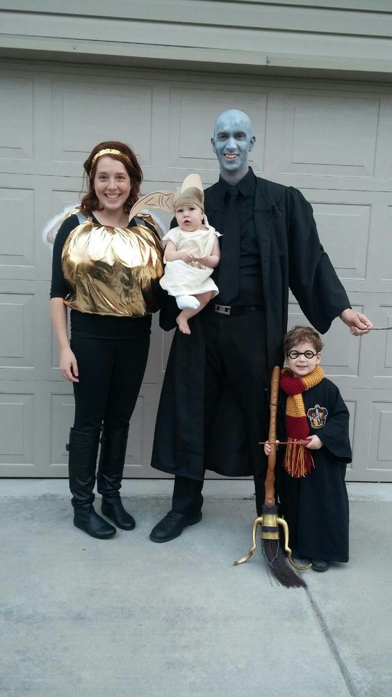 Family costumes snitch voldermort dobby and Harry Potter.