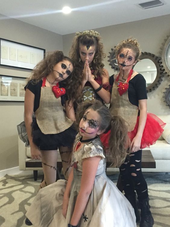 90+ Group Halloween Costume Ideas to Bring Your Squad Together 72