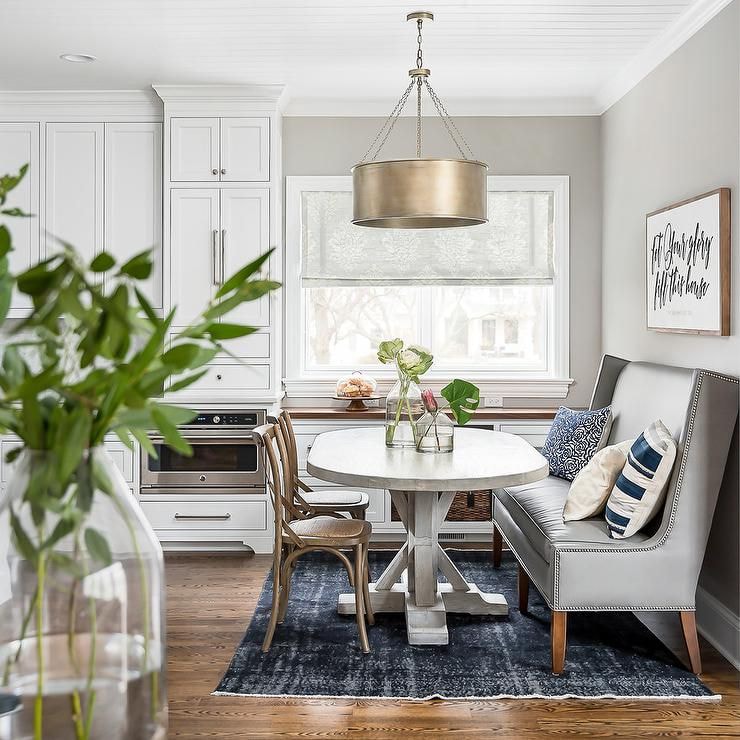 Sofas in the Kitchen: The Surprising Trend Taking Over Home Design 53 Sofa in Kitchen