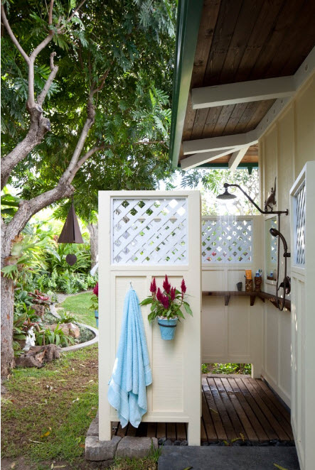 #Outdoor #Showers #DIY #Bathroom