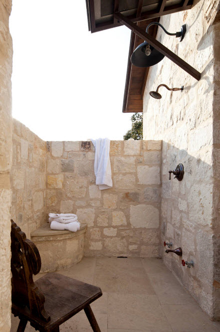 #Outdoor #Showers #DIY #Bathroom