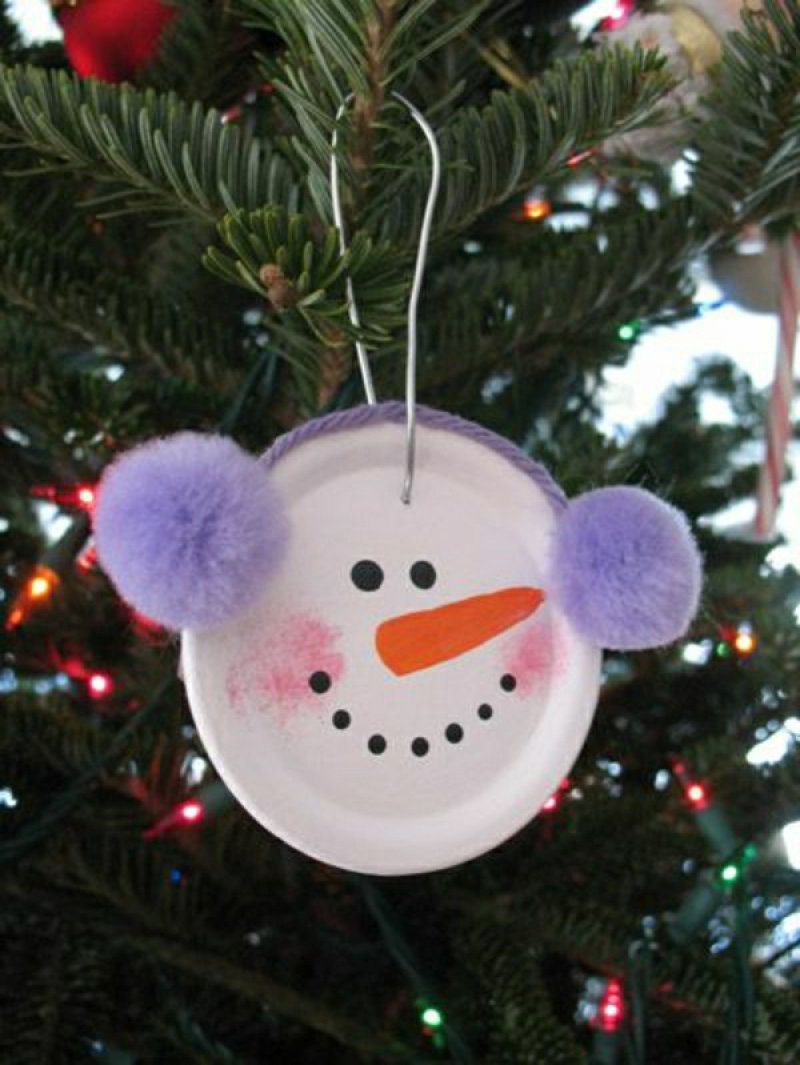 #Christmas #Crafts #Kids Snowman face painted