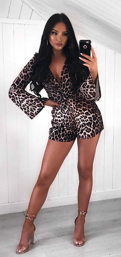 #Summer #StreetStyle #Outfits #Dress brown leopard printed long sleeve romper.