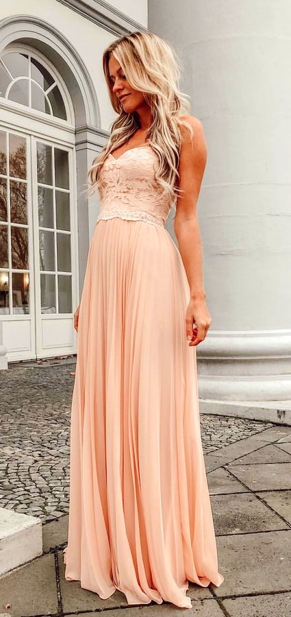 #Summer #StreetStyle #Outfits #Dress pink sweetheart neckline sleeveless dress
