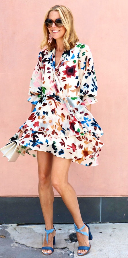 #Summer #StreetStyle #Outfits #Dress white and red floral print dress.