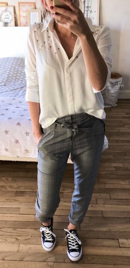 #Summer #StreetStyle #Outfits #Dress white dress shirt and gray jeans