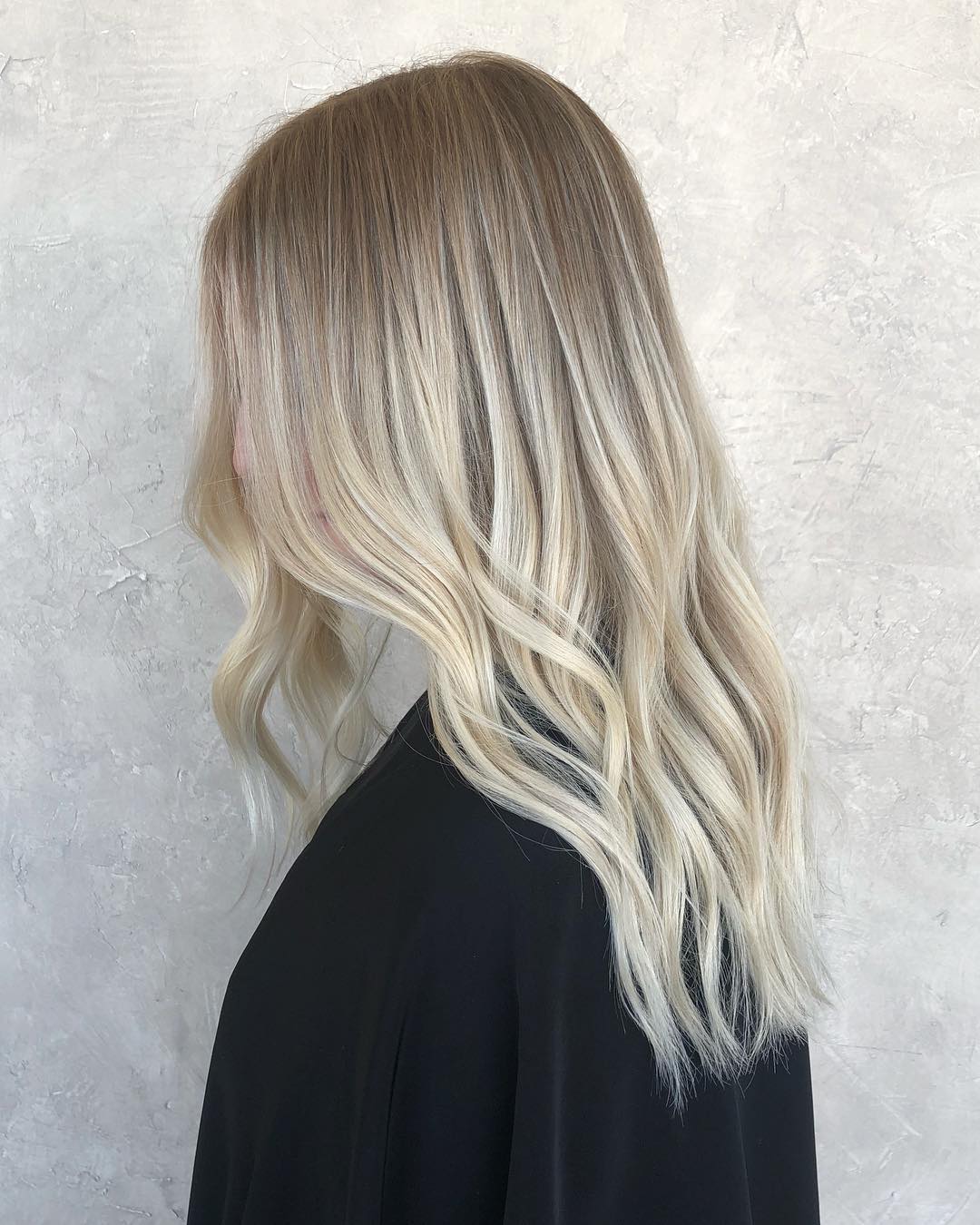 Beautiful Ice Blonde Hairstyle. Pic by emmanichols_hair