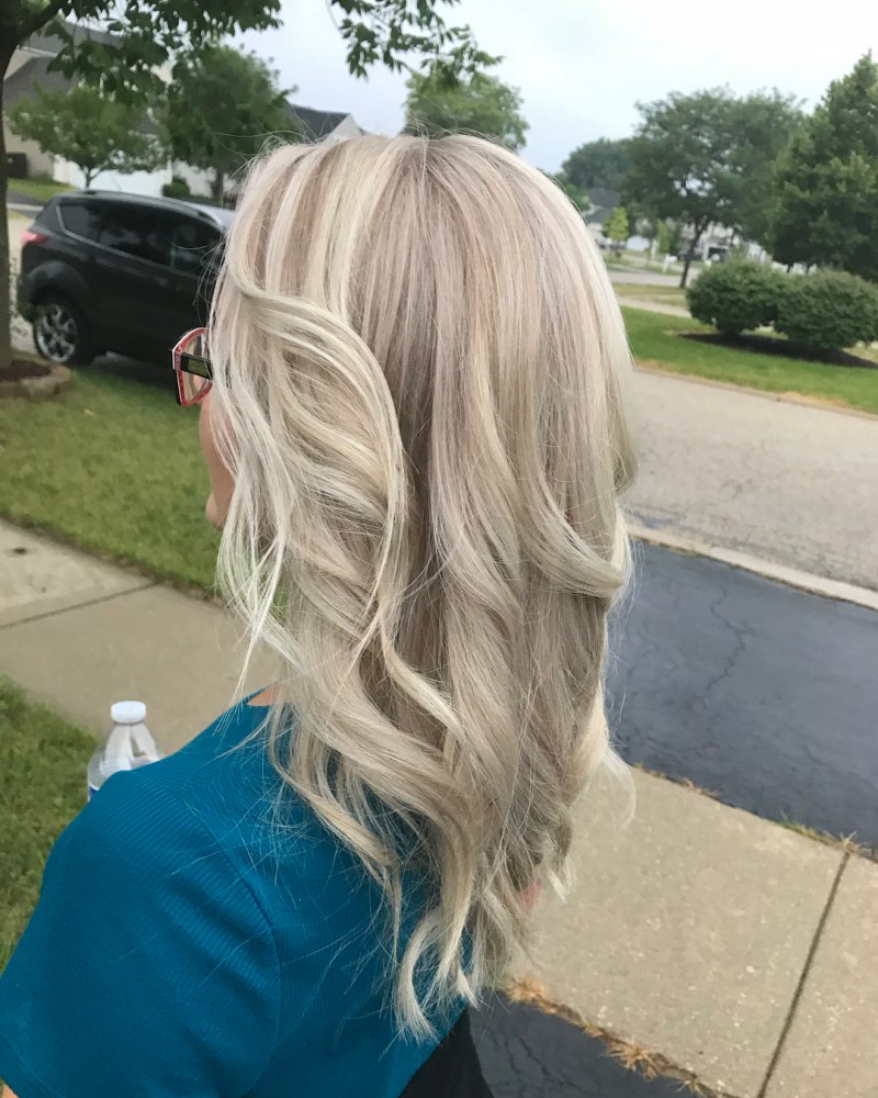 New Ice Blonde hair. Pic by hairbyizw