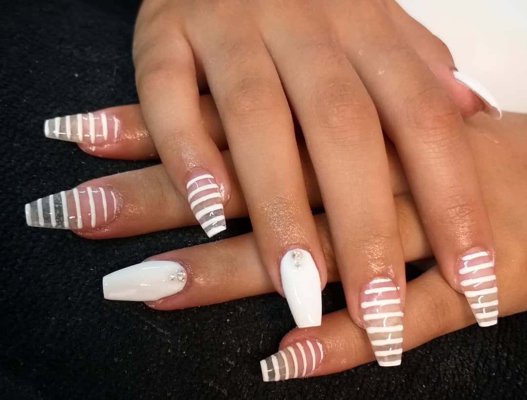 Black and White Striped Nails - wide 1
