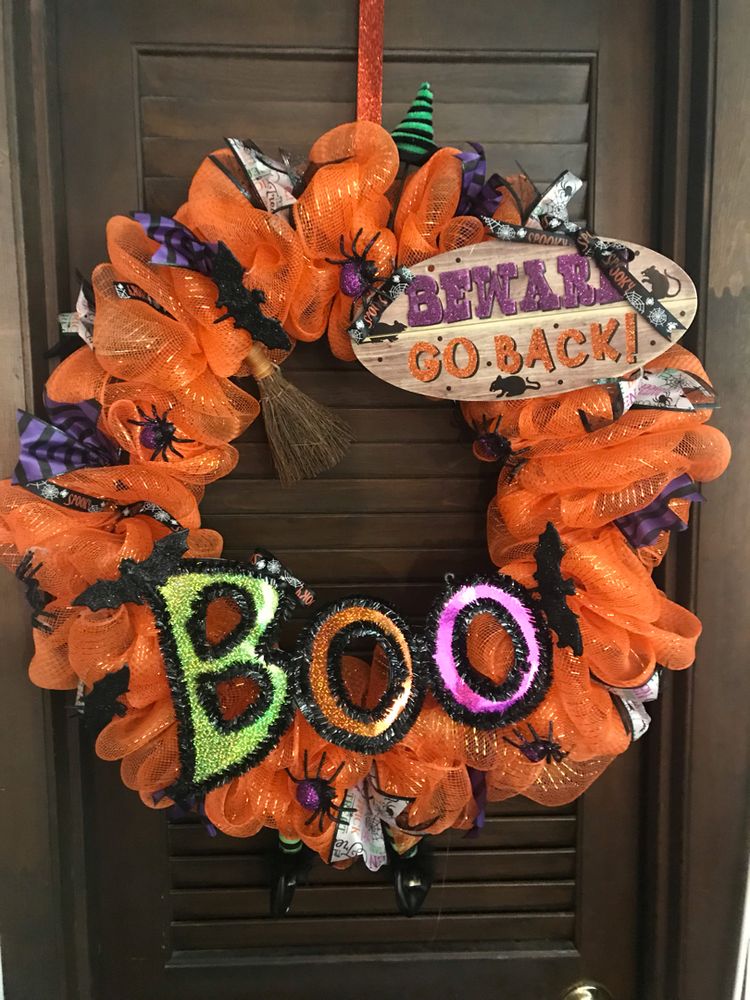 Boo Halloween Wreath.