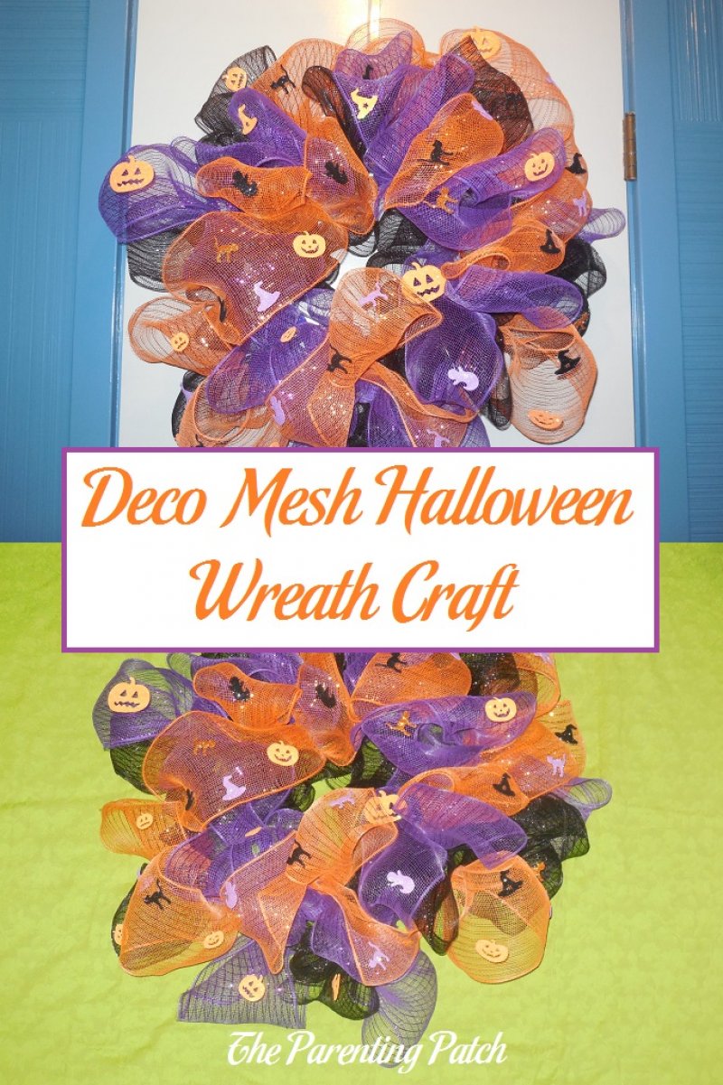 Deco Mesh Halloween Wreath Craft.