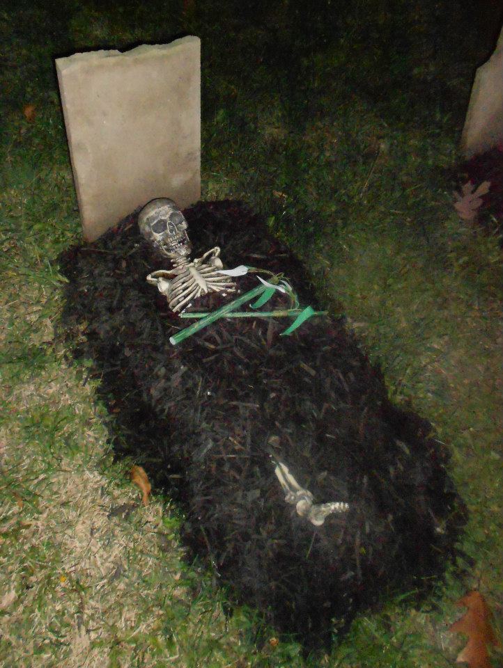 Front yard grave!