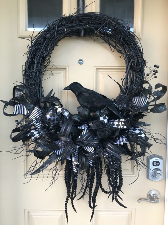 Halloween Crow Wreath.
