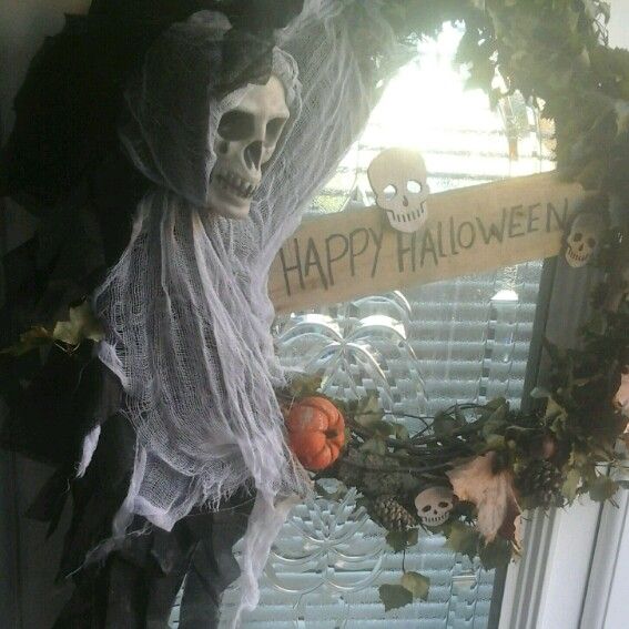 Seasonal Halloween wreath to adorn your front door.