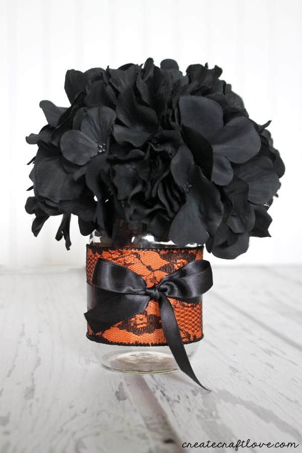 Simple Halloween Centerpiece.