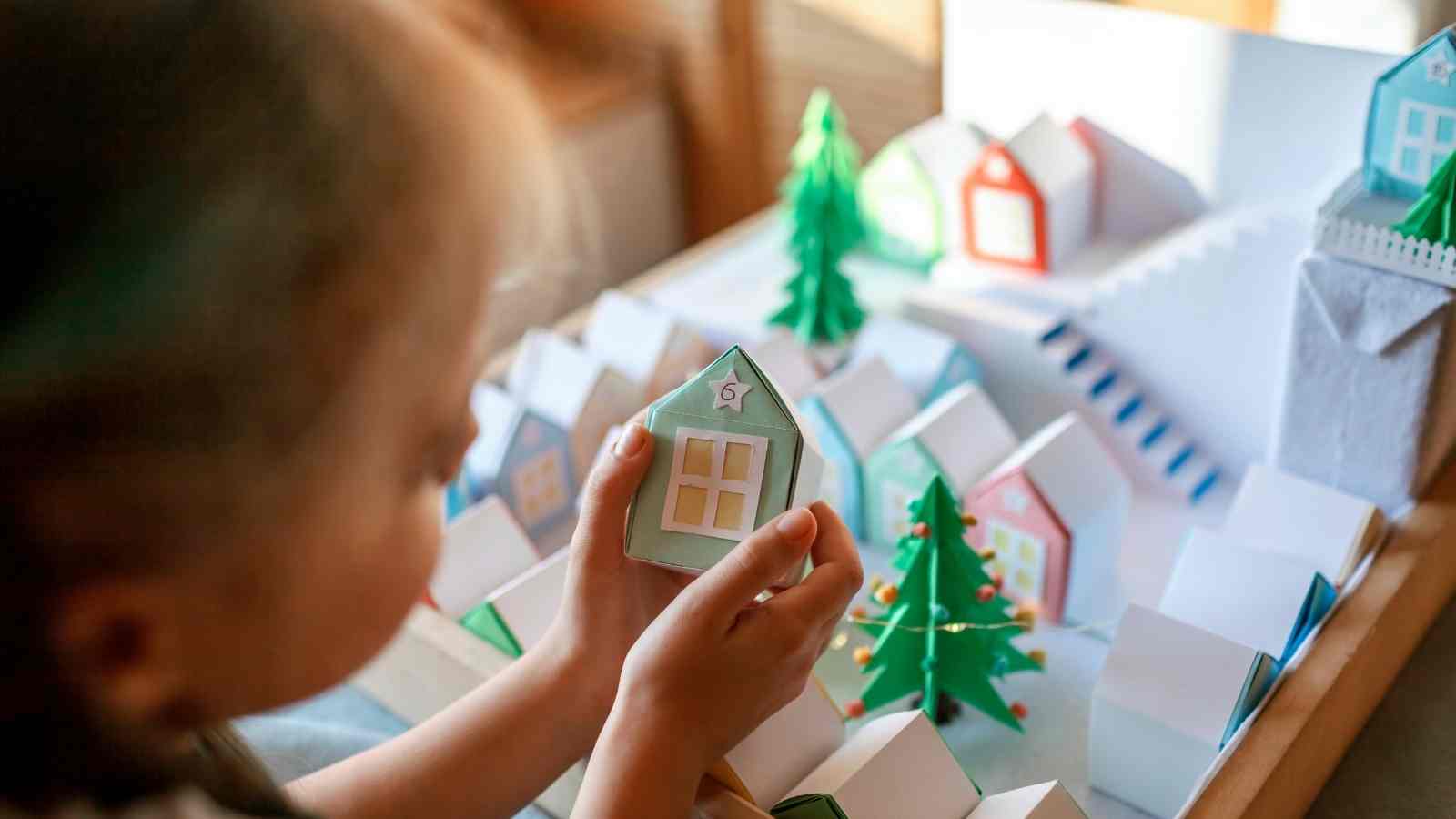 DIY Christmas Ornaments For Kids