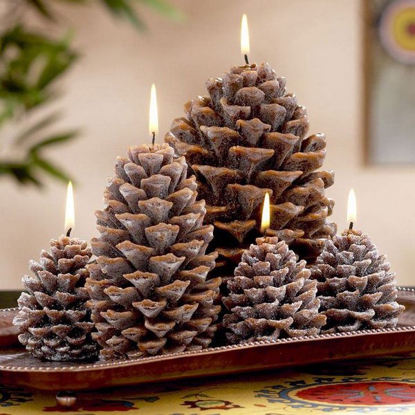 Natural beautiful Christmas candles.