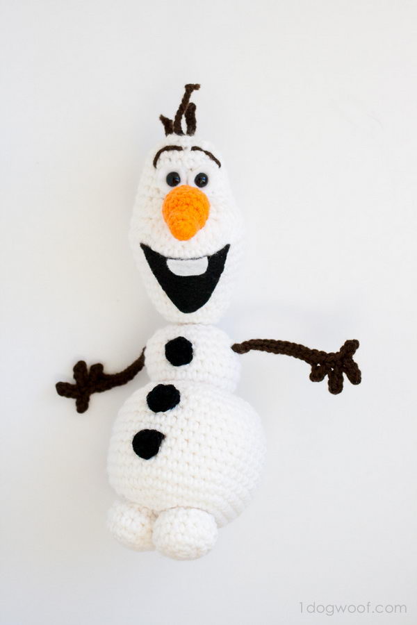 Olaf From Frozen Free Crochet Amigurumi Pattern.