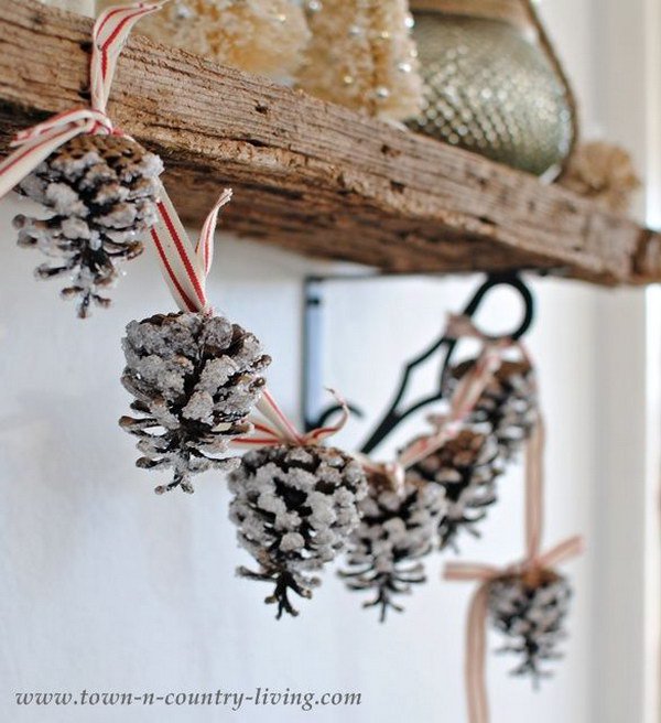 Snowy Pinecone Garland Tutorial.