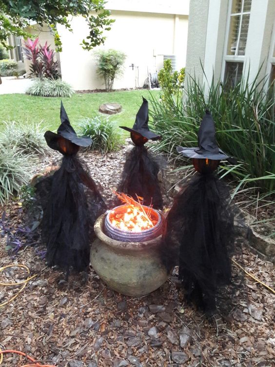 What a great way to celebrate Halloween as a Witch.