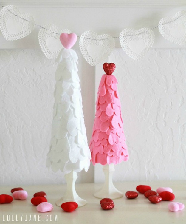 Felt Heart Valentine Trees from Lolly Jane.