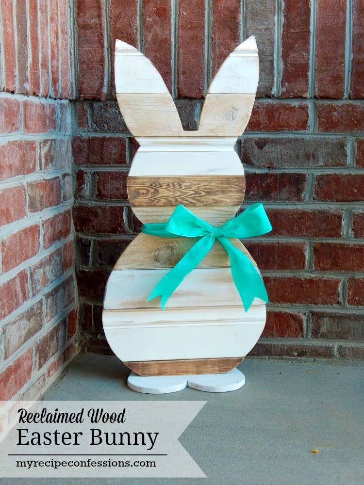 Reclaimed wood gives the bunny a beautiful vintage look.
