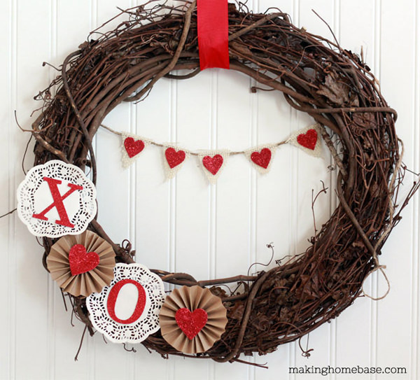 Sweet Valentine’s Day Wreath by Making Home Base