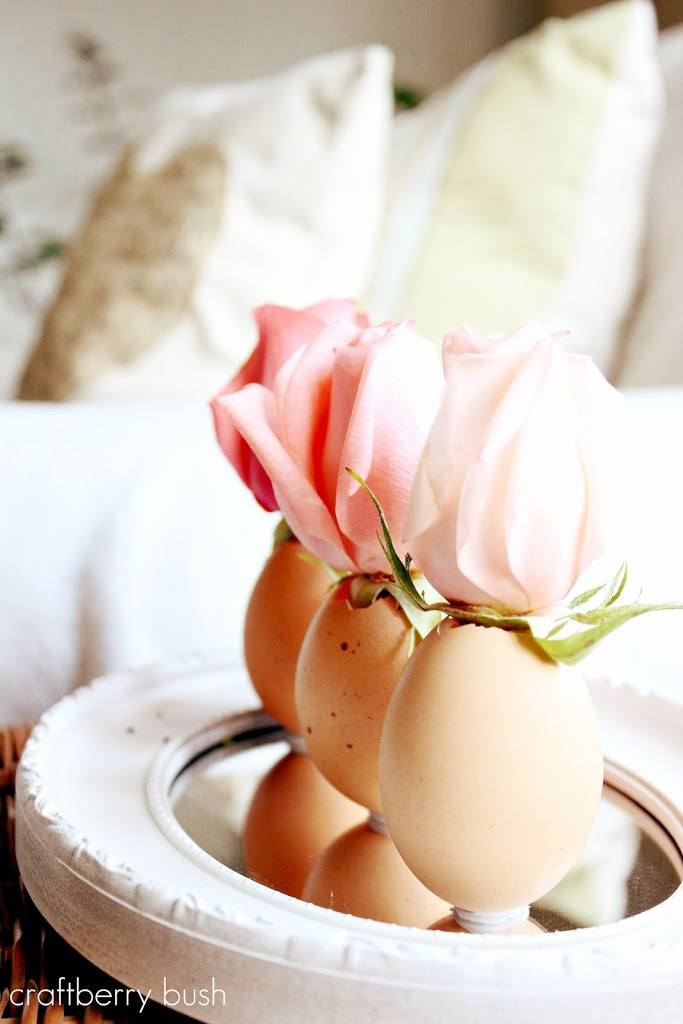 Turn your egg shells into a darling bud vase..