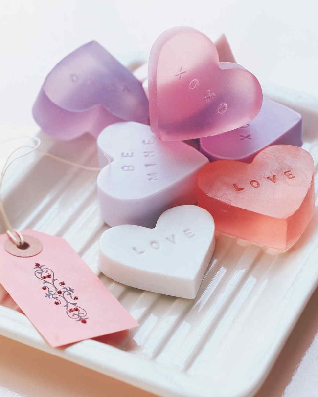 20+ DIY Valentine's Day Gift Ideas to Impress Your Loved One 22 What do you think Cute heart shaped soaps.