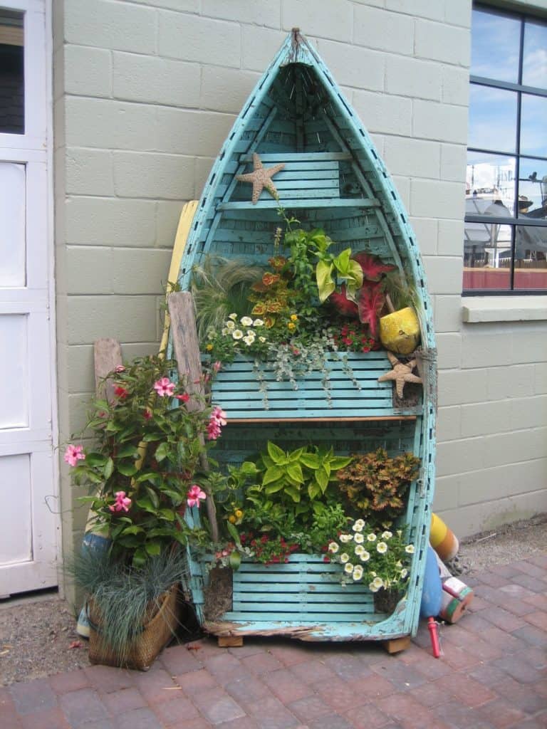 Boat Planter.