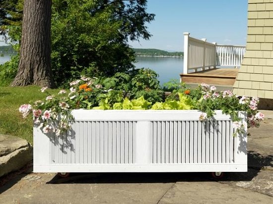 Build A Raised Garden Bed That Moves.