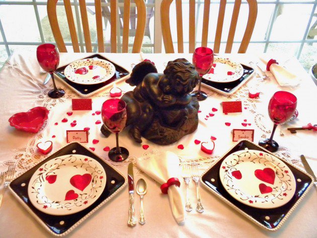 Fascinating Valentine’s Day Table Decor.