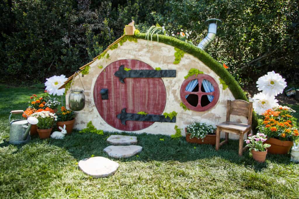 Hobbit Playhouse.