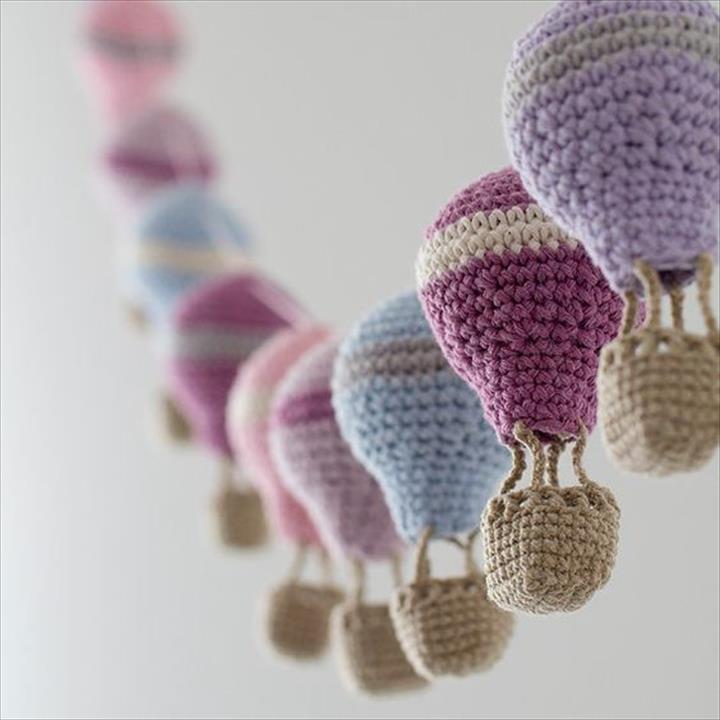 Hot Air Balloon Garland.