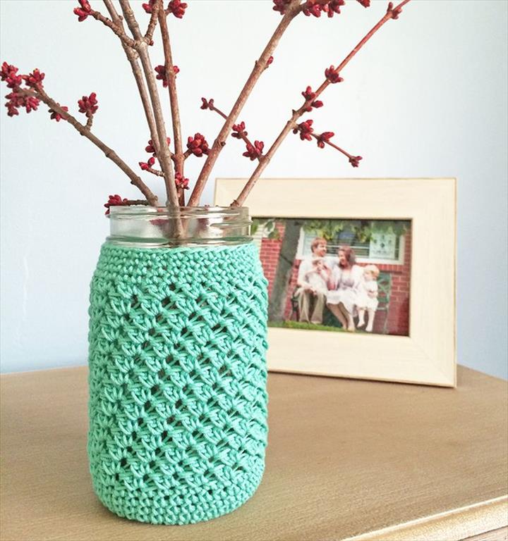 Mason Jar Crochet.