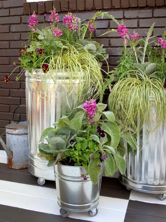 Mobile Container Garden DIY.