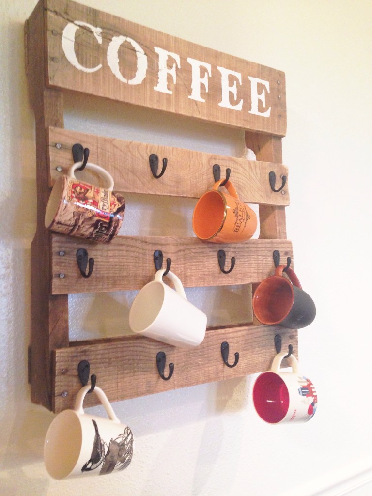 Pallet Coffee Cup Holder.