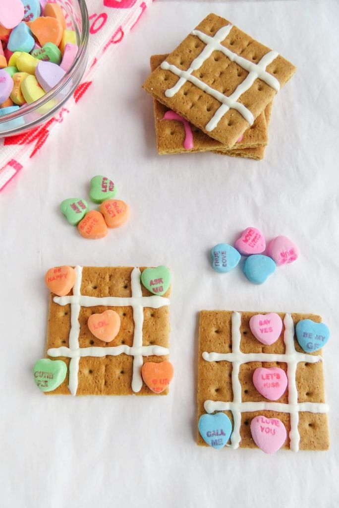 Tic Tac Toe Snack Craft.